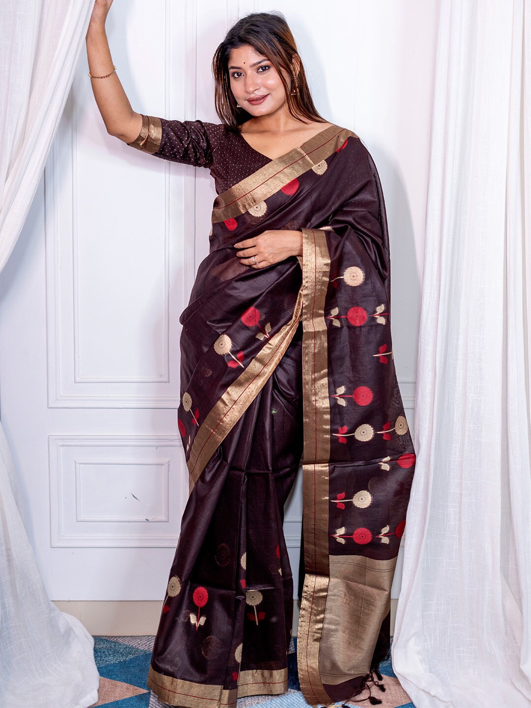 

KARAGIRI Floral Woven Design Zari Silk Cotton Saree, Coffee brown