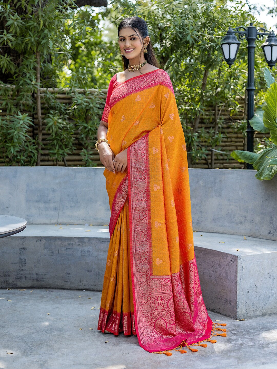 

KARAGIRI Ethnic Motifs Woven Design Zari Banarasi Saree, Yellow