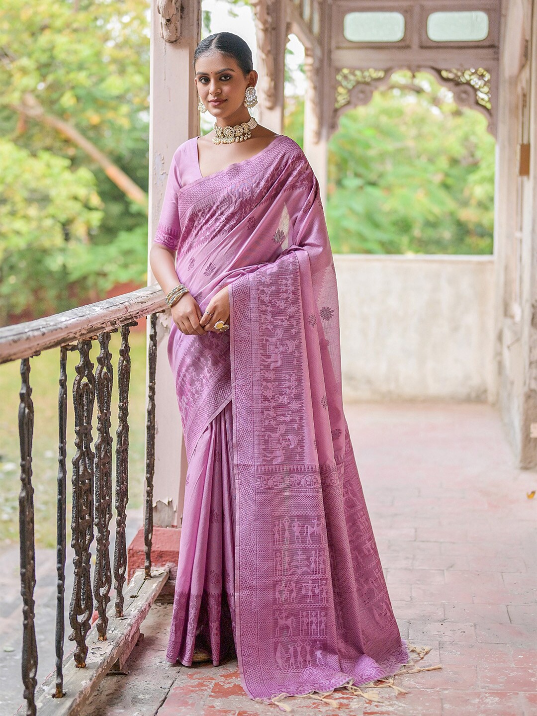

KARAGIRI Ethnic Motifs Woven Design Saree, Purple