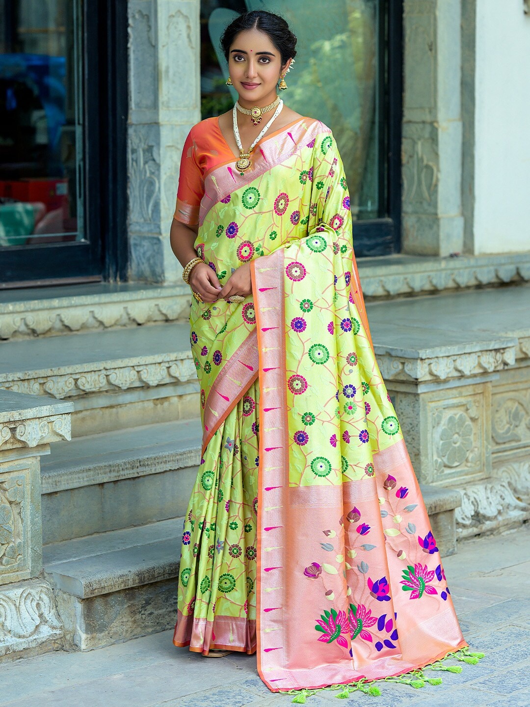 

KARAGIRI Ethnic Motifs Woven Design Zari Paithani Saree, Green