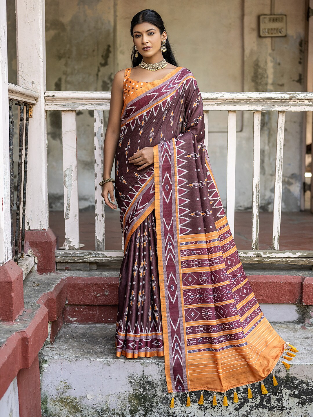 

KARAGIRI Geometric Printed Silk Cotton Saree, Coffee brown