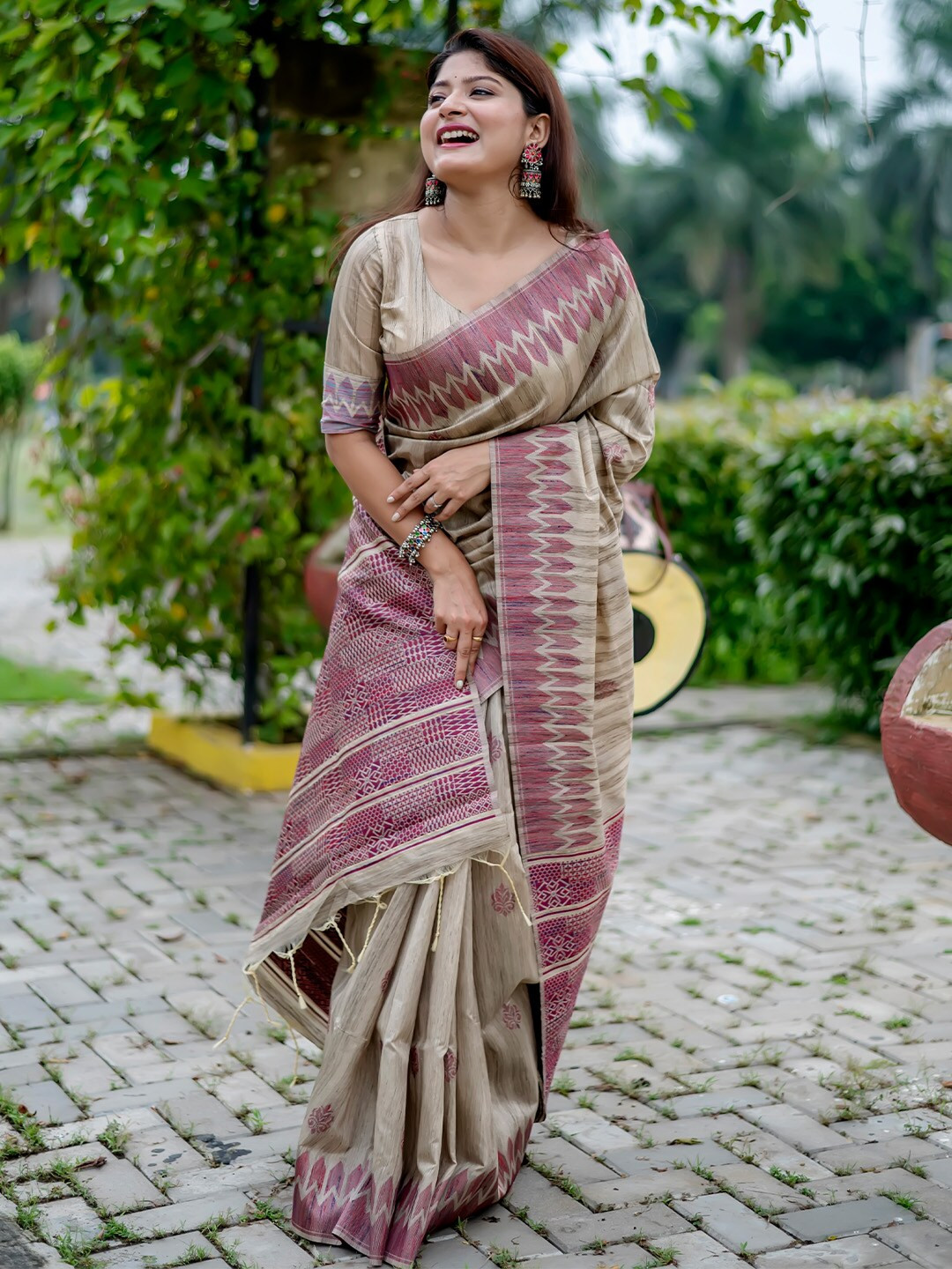 

KARAGIRI Woven Design Tussar Saree, Purple