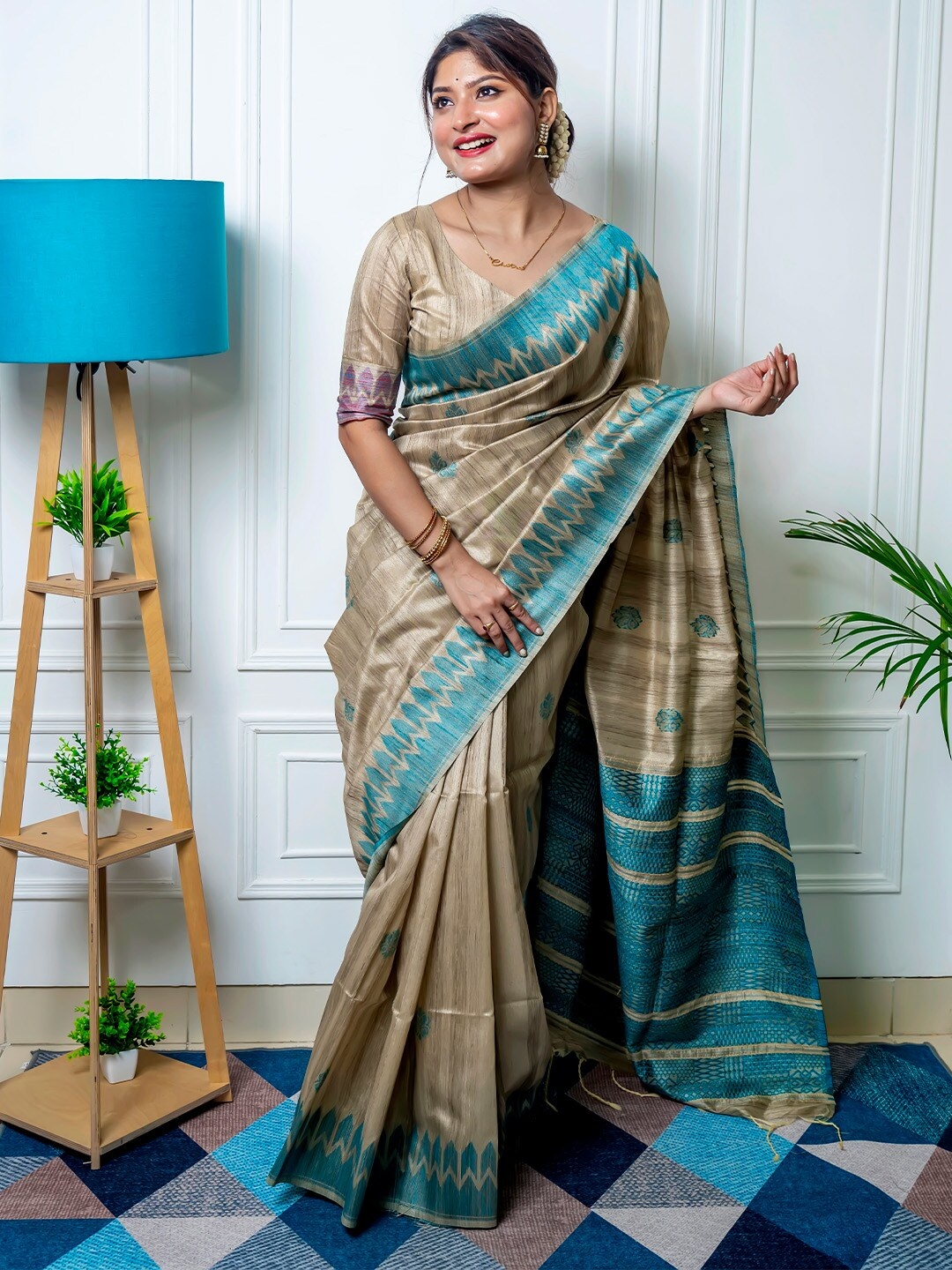 

KARAGIRI Ethnic Motifs Tussar Saree, Sea green