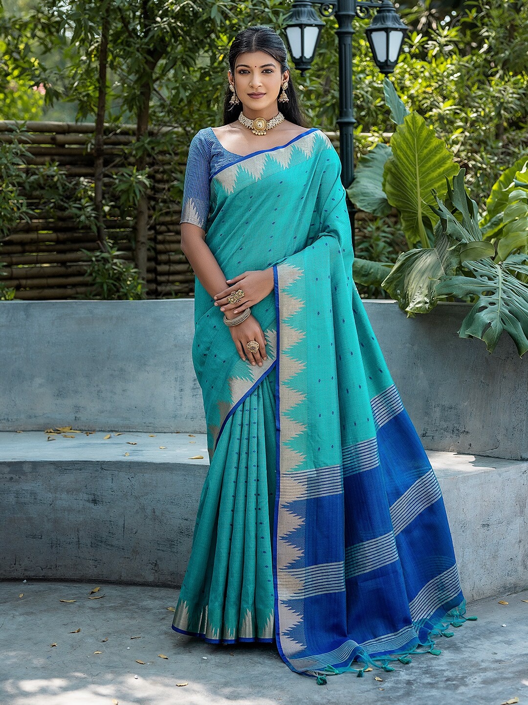 

KARAGIRI Woven Design Zari Saree, Teal