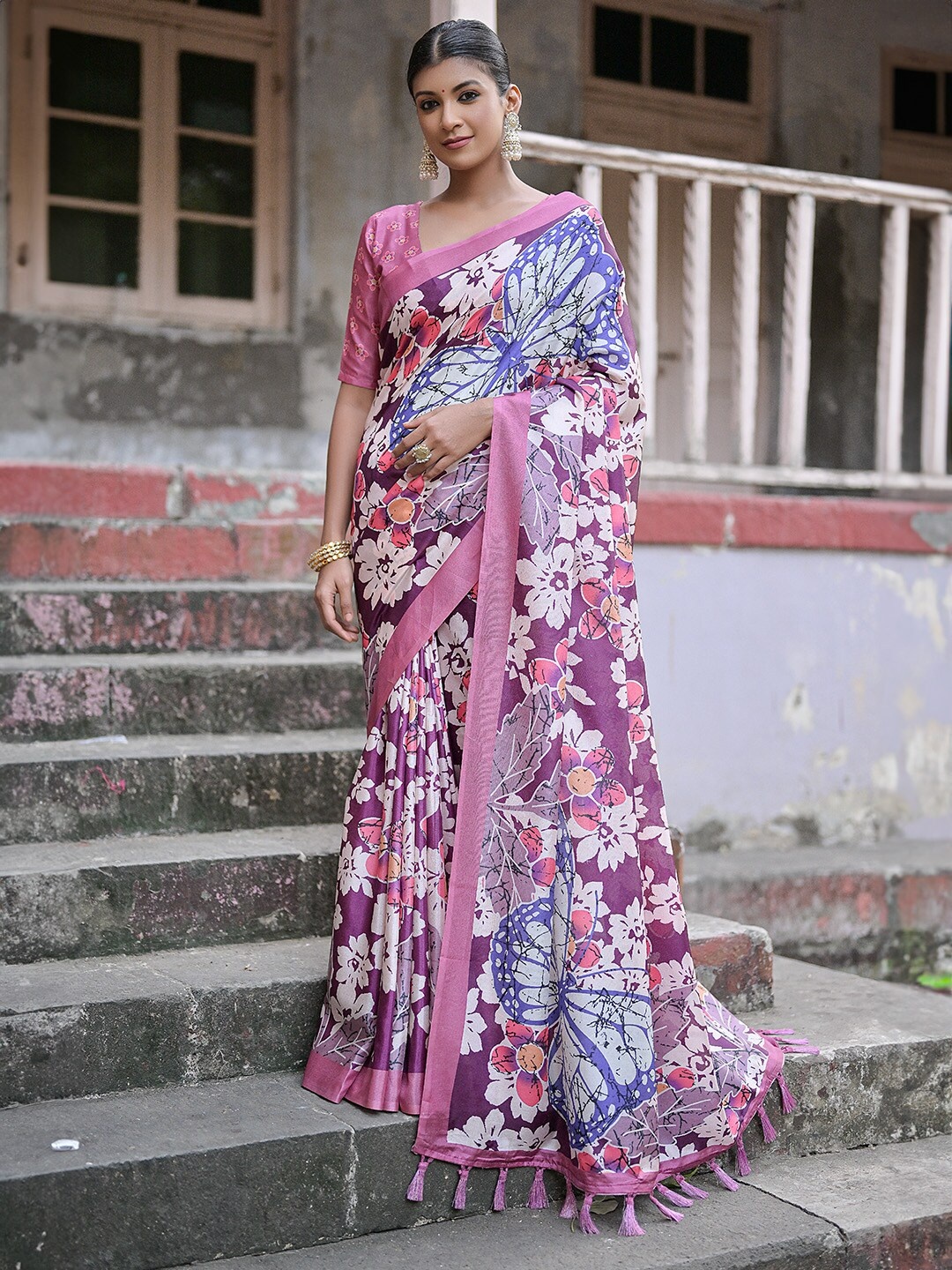 

KARAGIRI Floral Printed Silk Cotton Saree, Violet