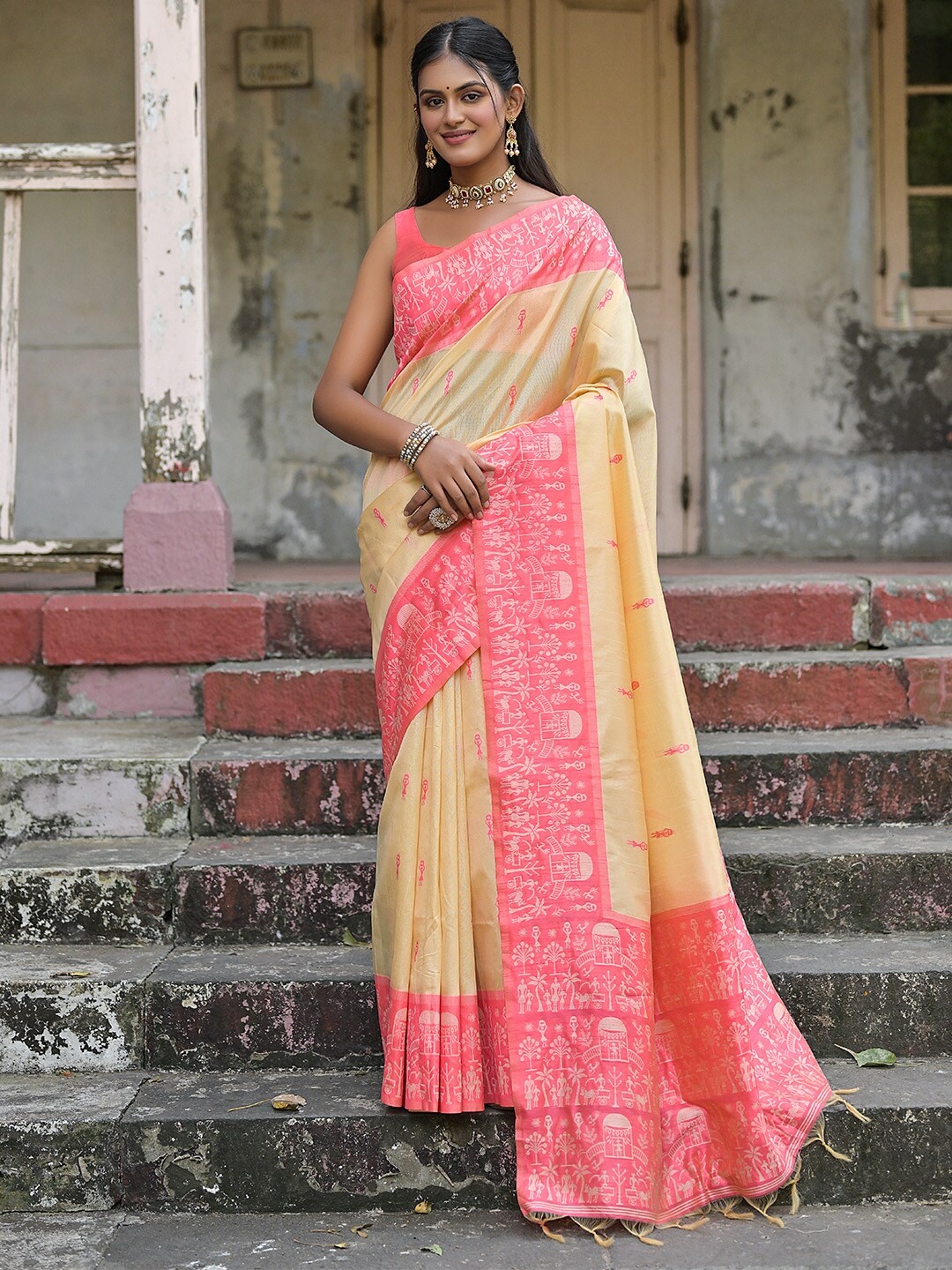 

KARAGIRI Woven Design Ethnic Motifs Saree, Pink