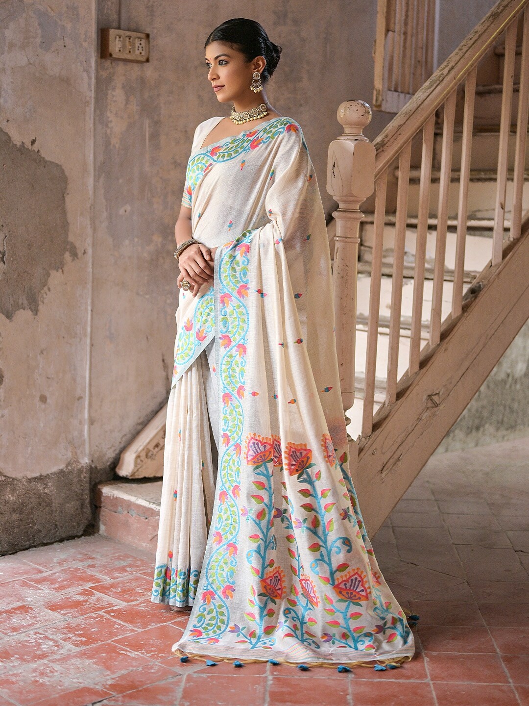 

KARAGIRI Woven Design Muga Saree, Off white