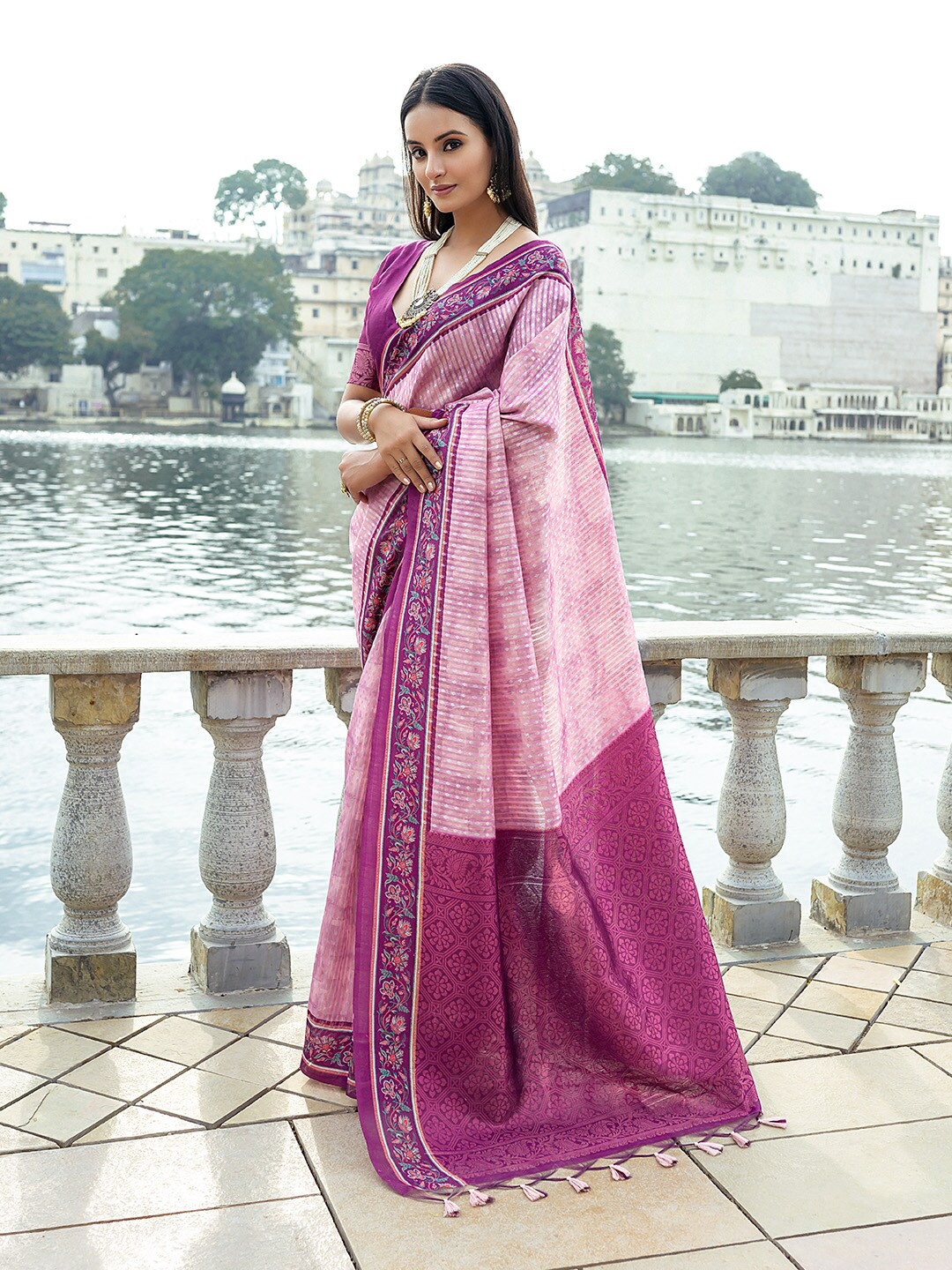 

KARAGIRI Ethnic Motifs Woven Design Zari Silk Cotton Saree, Pink