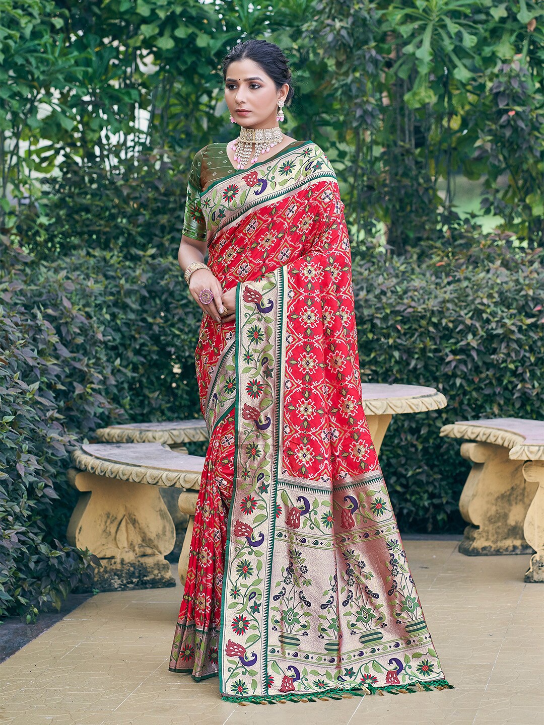 

KARAGIRI Ethnic Motifs Woven Design Zari Patola Saree, Red