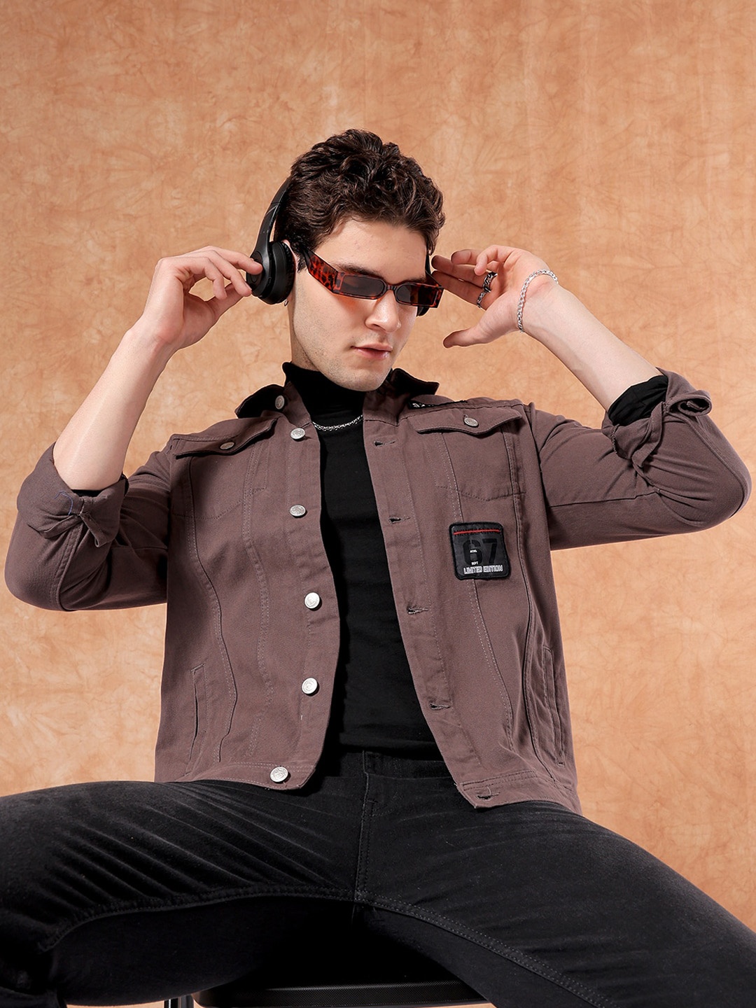

The Indian Garage Co Spread Collar Crop Cotton Tailored Jacket, Grey