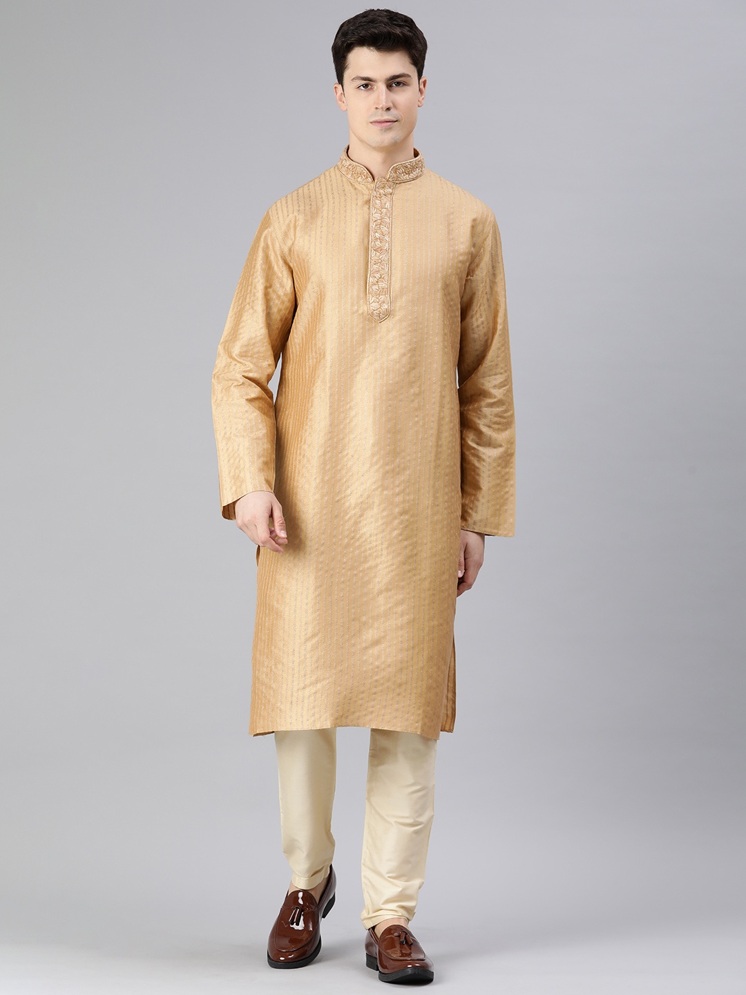 

Manthan Men Striped Thread Work Kurta, Beige