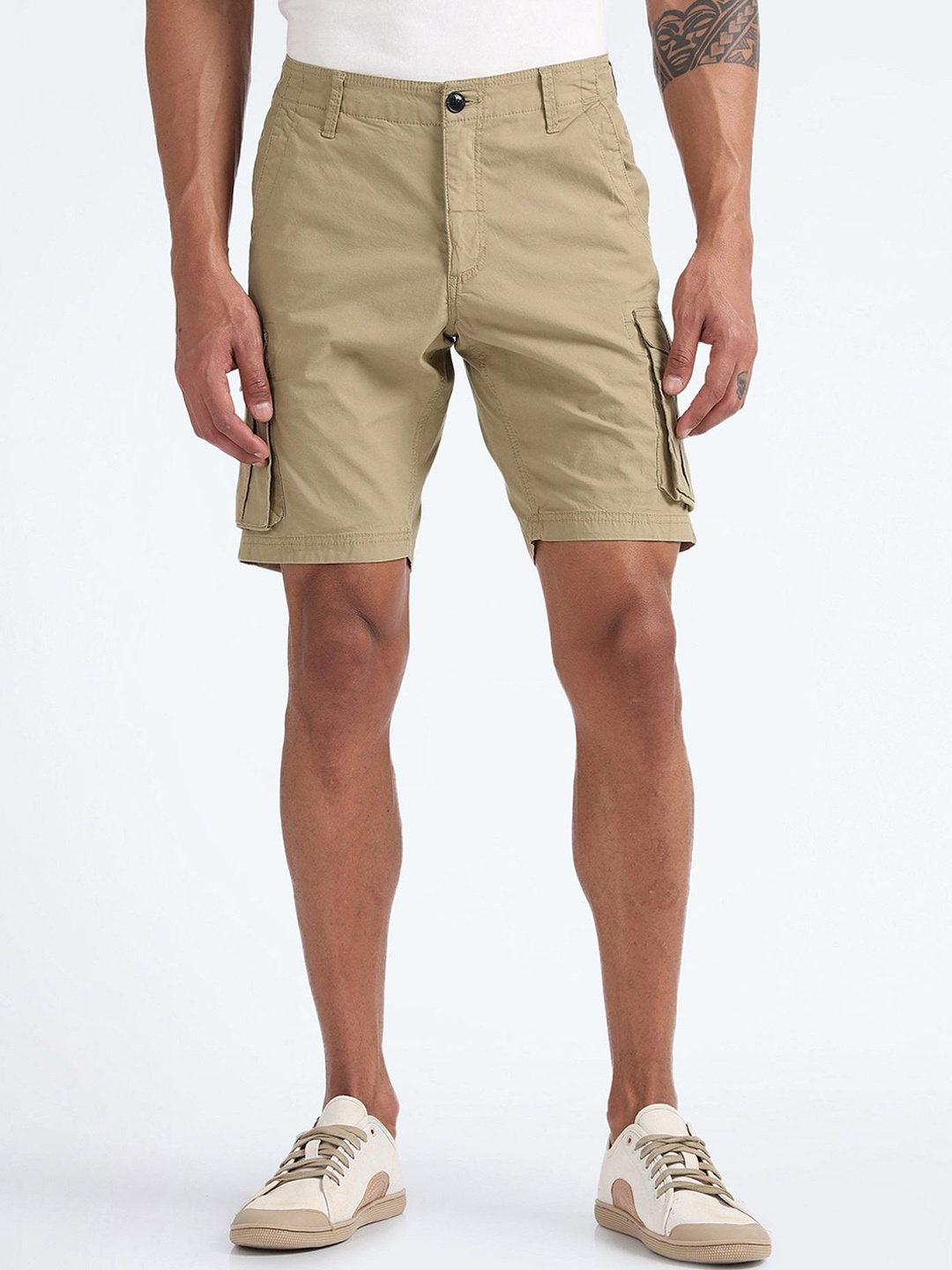 

Flying Machine Men Mid Rise Twill Cargo Shorts, Brown