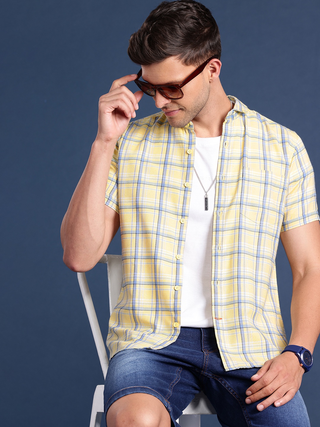

Mast & Harbour Men Slim Fit Checked Casual Shirt, Yellow