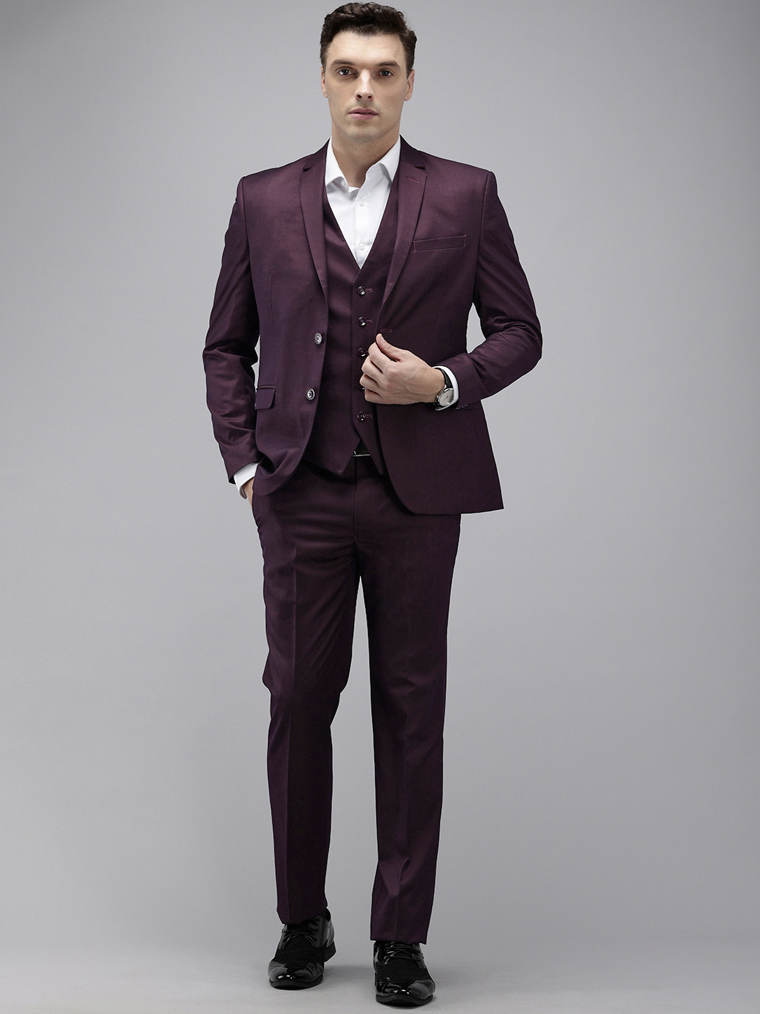 

Park Avenue Single Breasted Super Slim Fit 3 Piece Formal Suits, Burgundy