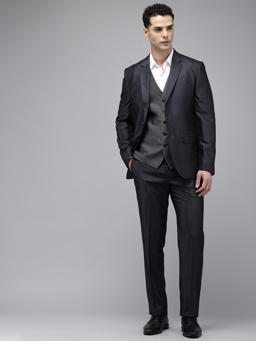 

Park Avenue Notched Lapel Collar 3 Piece Party Suit, Grey