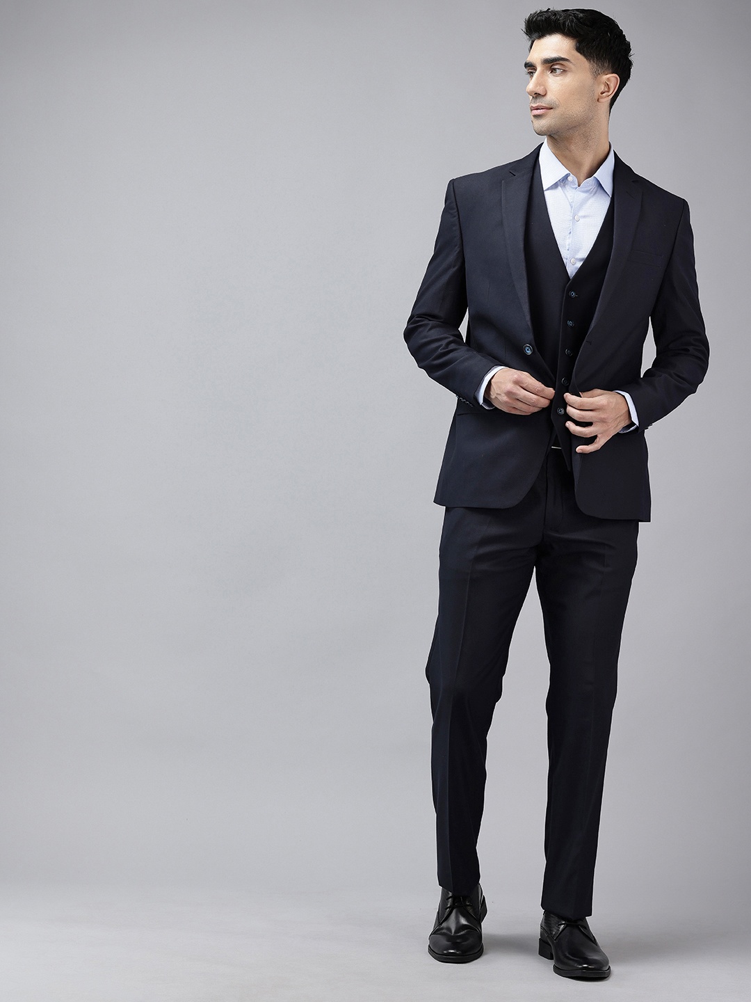 

Park Avenue Slim Fit Single-Breasted 3 Piece Formal Suit, Navy blue