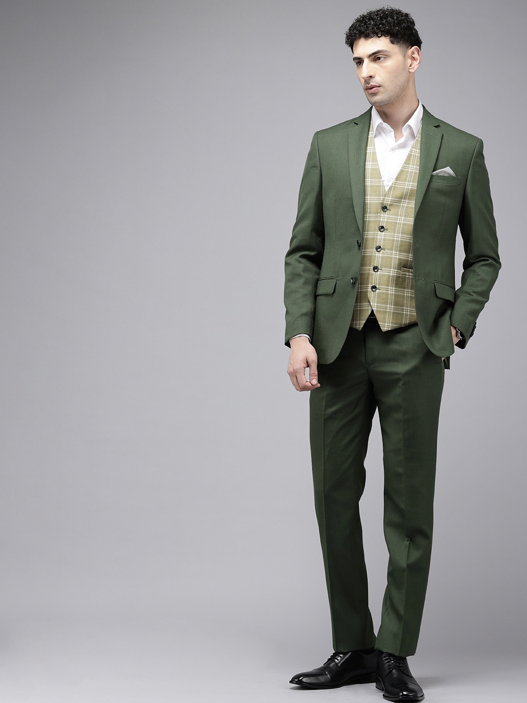 

Park Avenue Slim Fit Single Breasted 3-Peice Formal Suit, Green