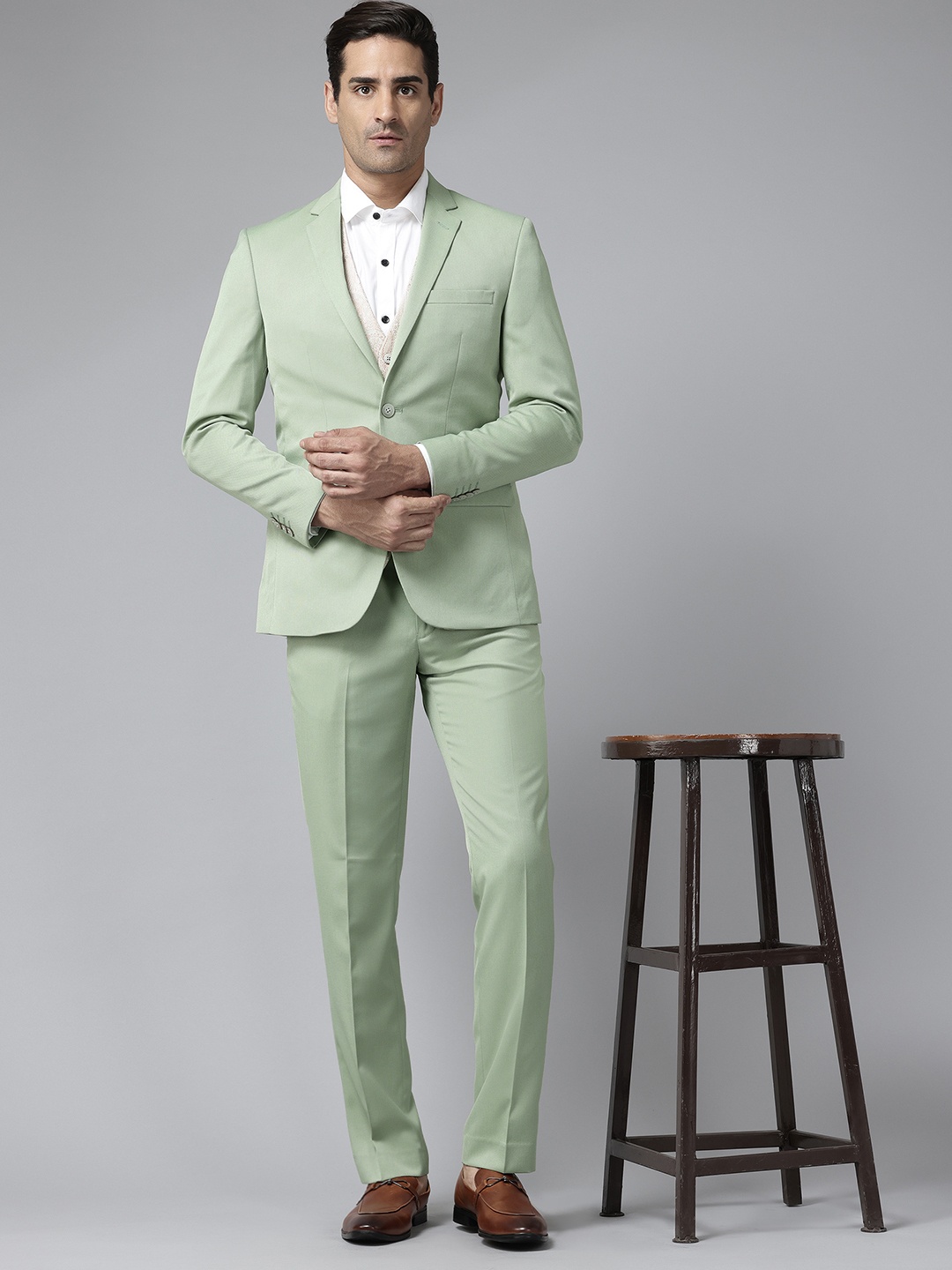 

Park Avenue Party Blazer & Trouser With Waistcoat, Green