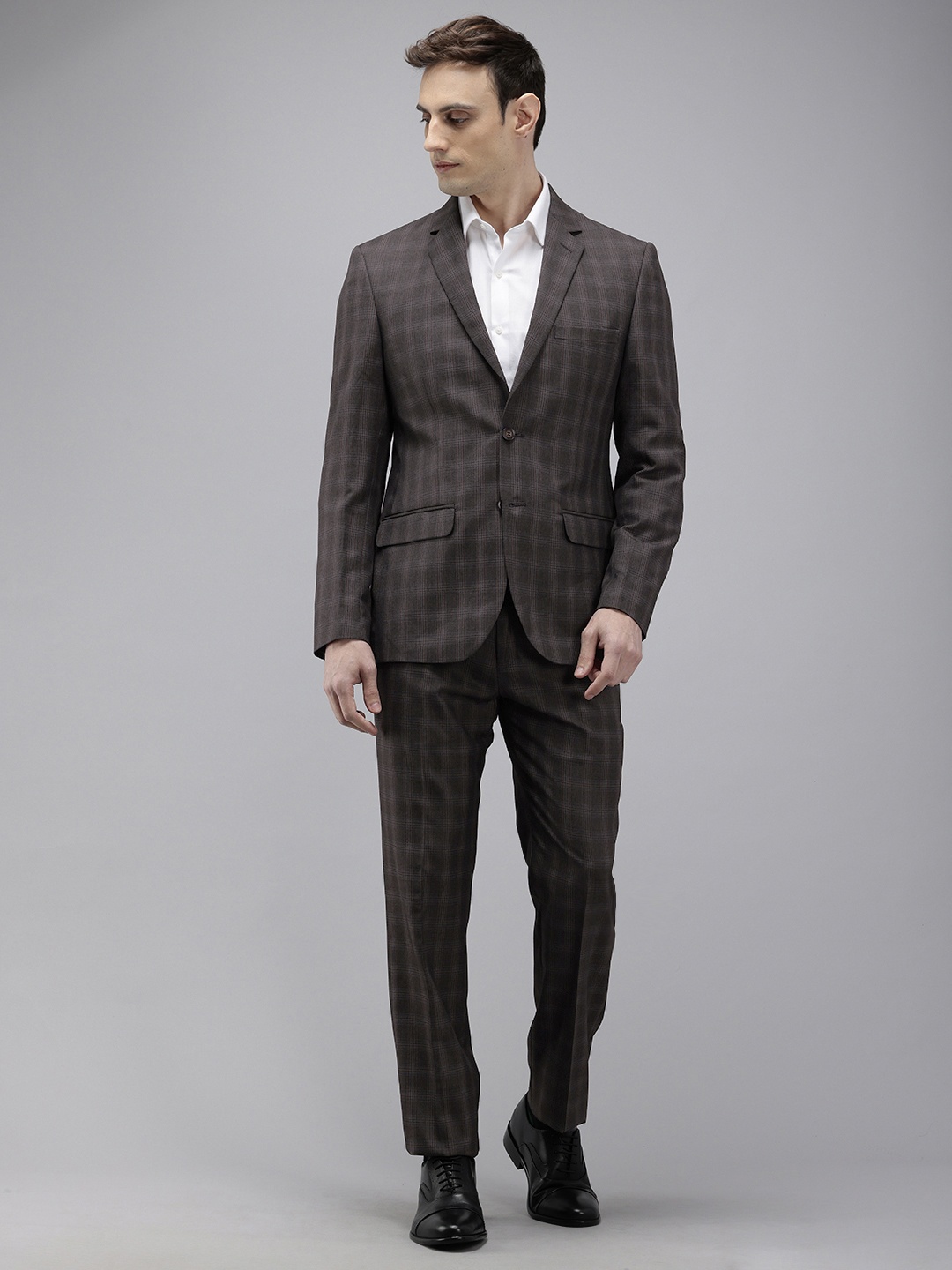 

Park Avenue Checked Single Breasted Formal Blazer and Trouser, Brown