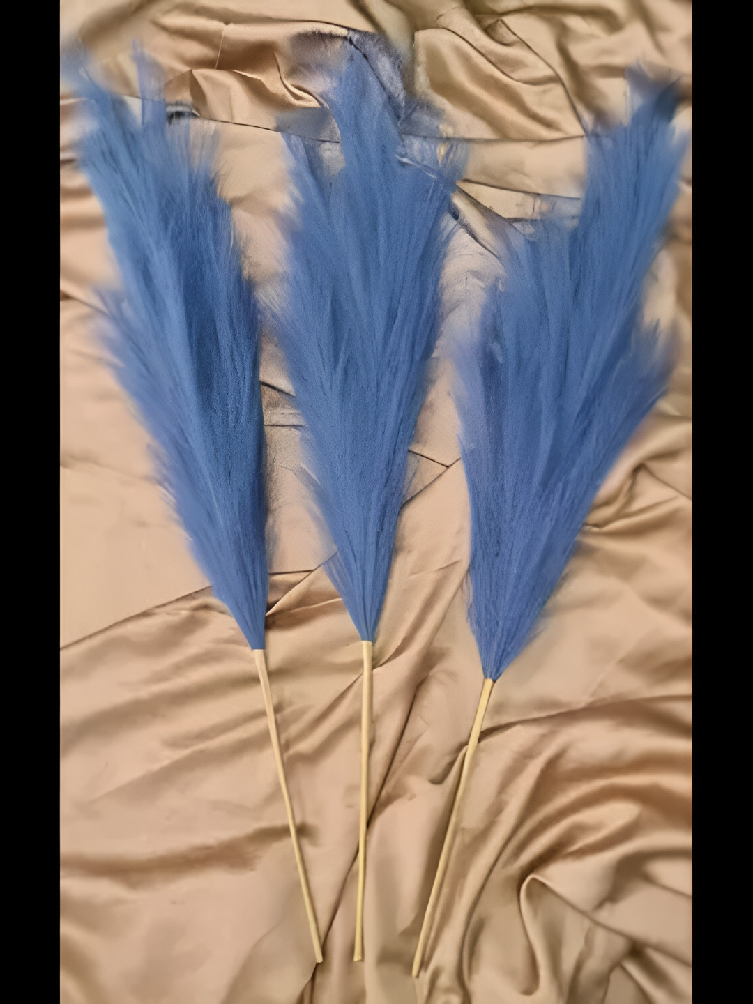 

Satyam Kraft Blue 3 Pieces Pampas Grass Artificial Plant