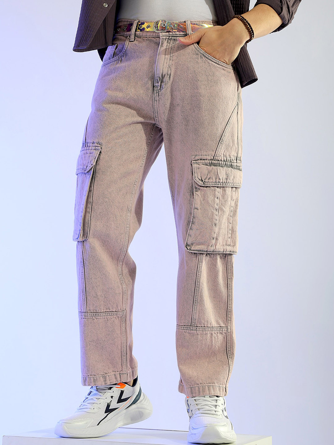 

The Indian Garage Co Purple Men Mid-Rise Relaxed Fit Light Fade Cotton Cargo Jeans