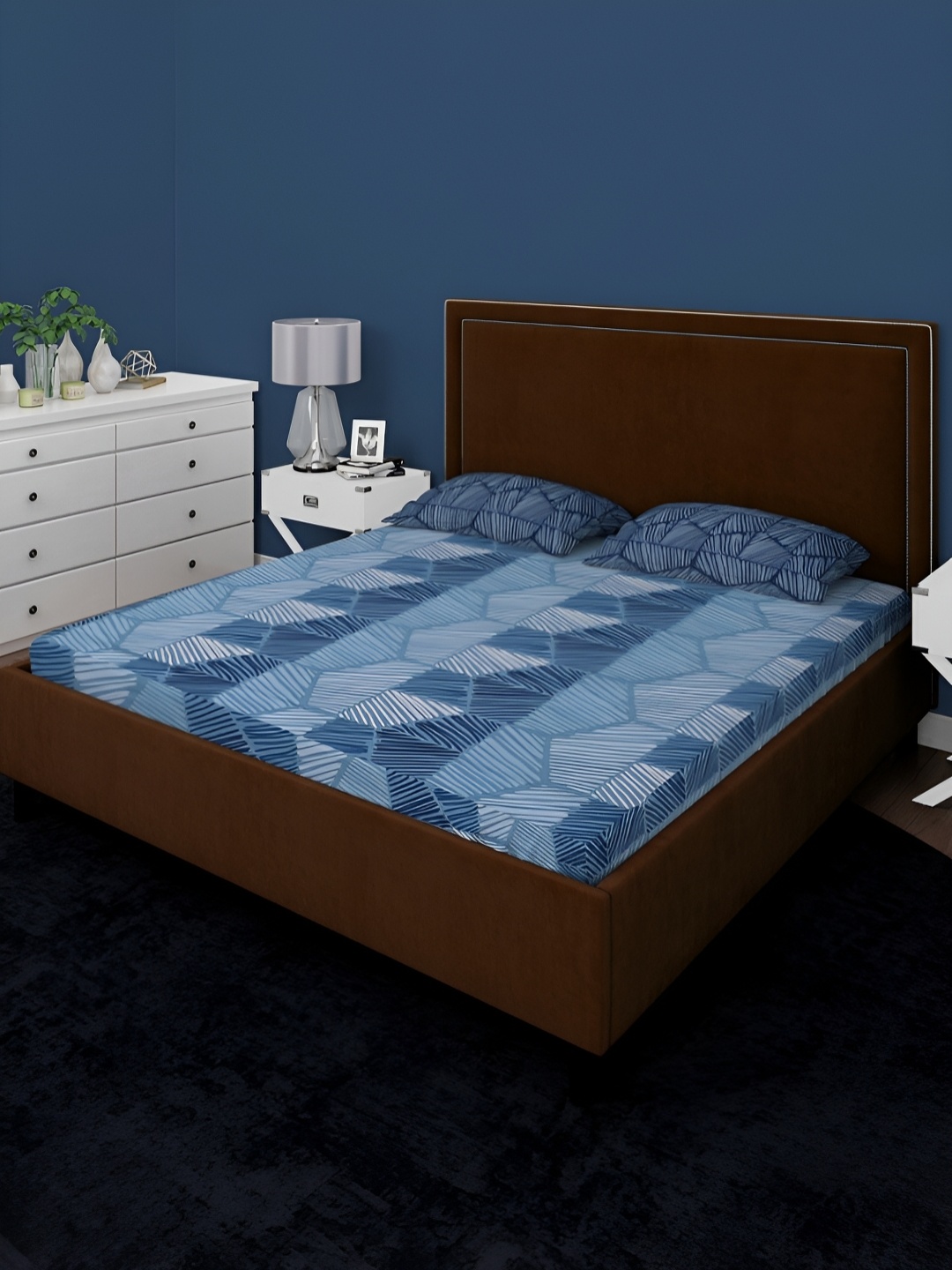 

BOMBAY DYEING Blue Geometric 104 TC Cotton Queen Bedsheet with 2 Pillow Covers