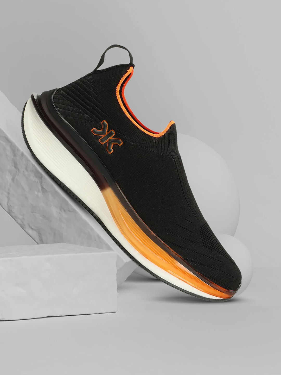 

Killer Men Textured Lightweight Slip On Sneakers, Black