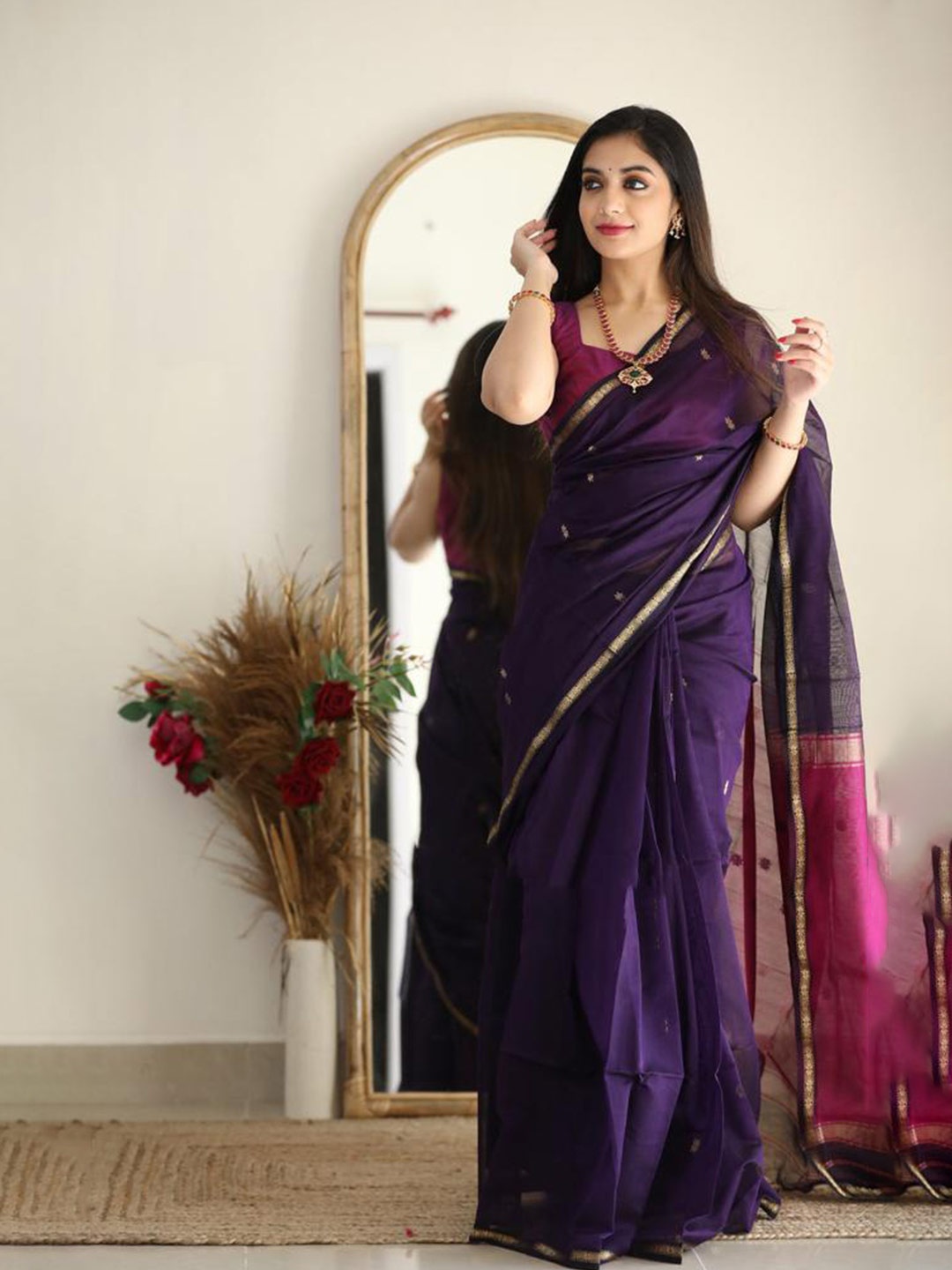 

Naishu Trendz Ethnic Motifs Woven Design Zari Pure Silk Kanjeevaram Saree, Purple