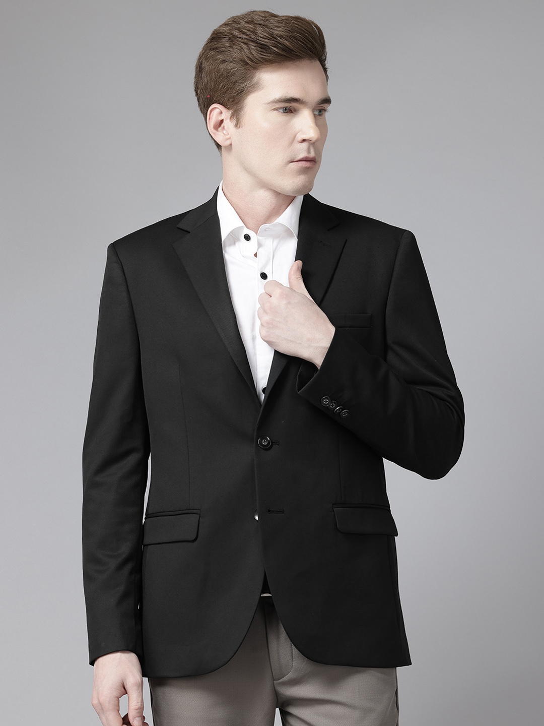 

Park Avenue Single-Breasted Semiformal Blazer, Black