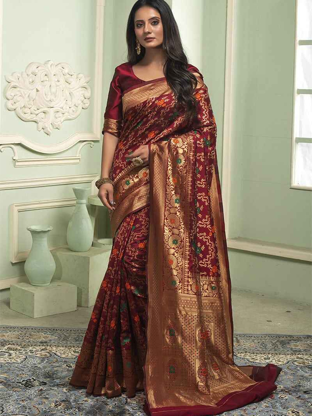 

KALINI Ethnic Motifs Woven Design Zari Kanjeevaram Saree, Maroon