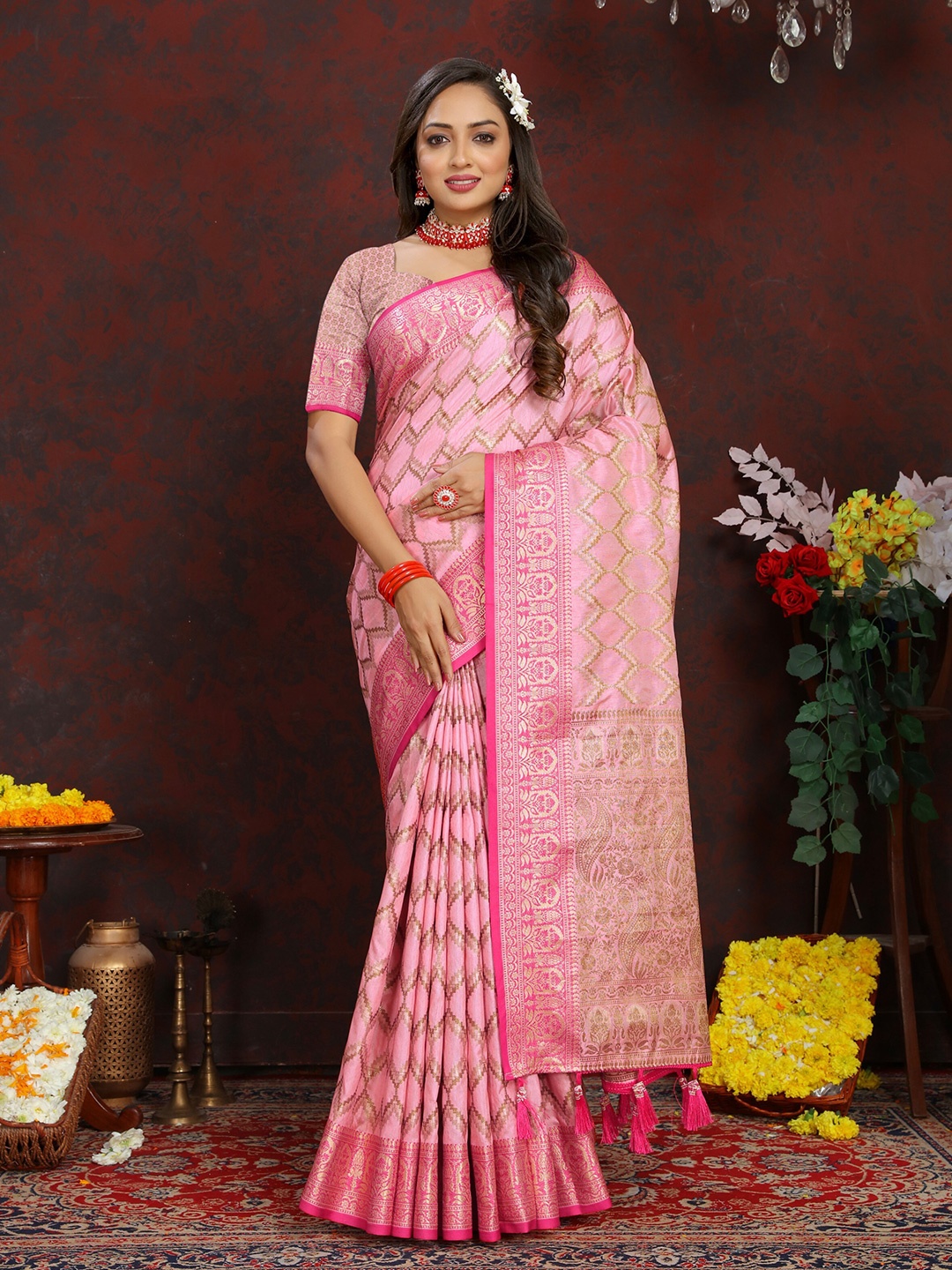 

bansari textiles Ethnic Woven Design Zari Banarasi Saree, Pink