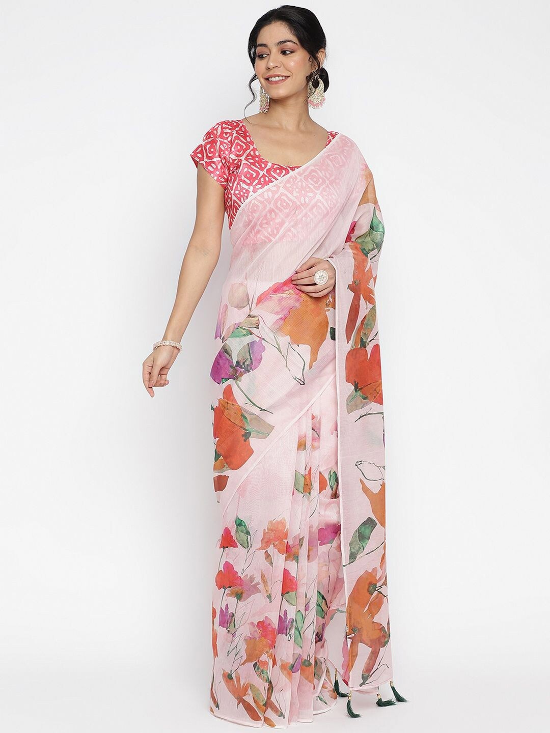 

VIRICA Floral Printed Saree, Off white