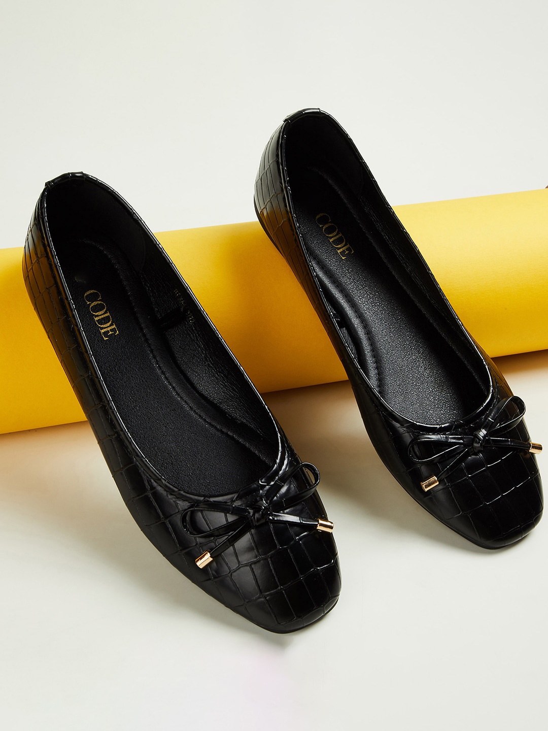 

CODE by Lifestyle Textured Bow Detailed Ballerinas, Black