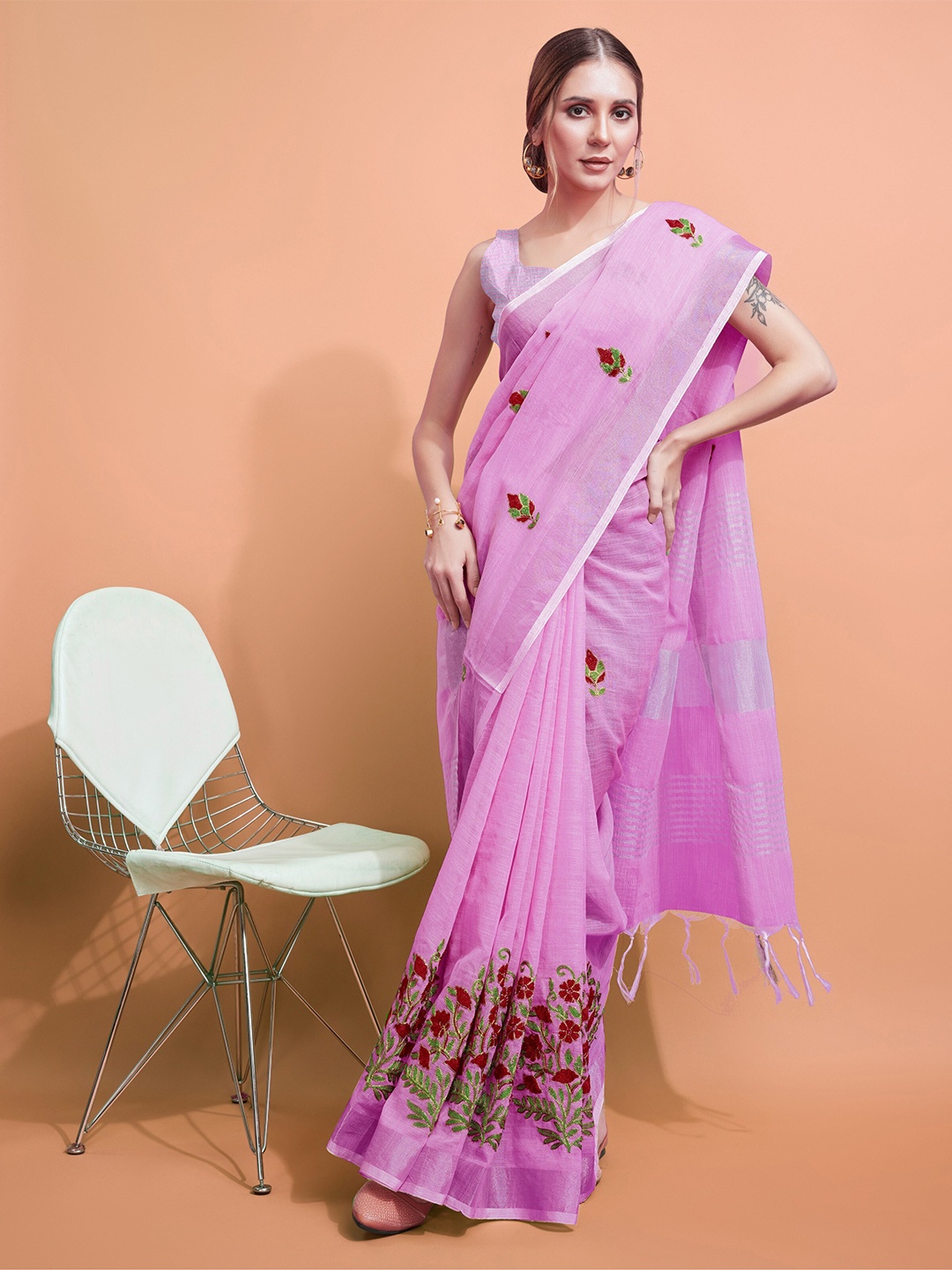 

Anouk Floral Embroidered Saree, Pink