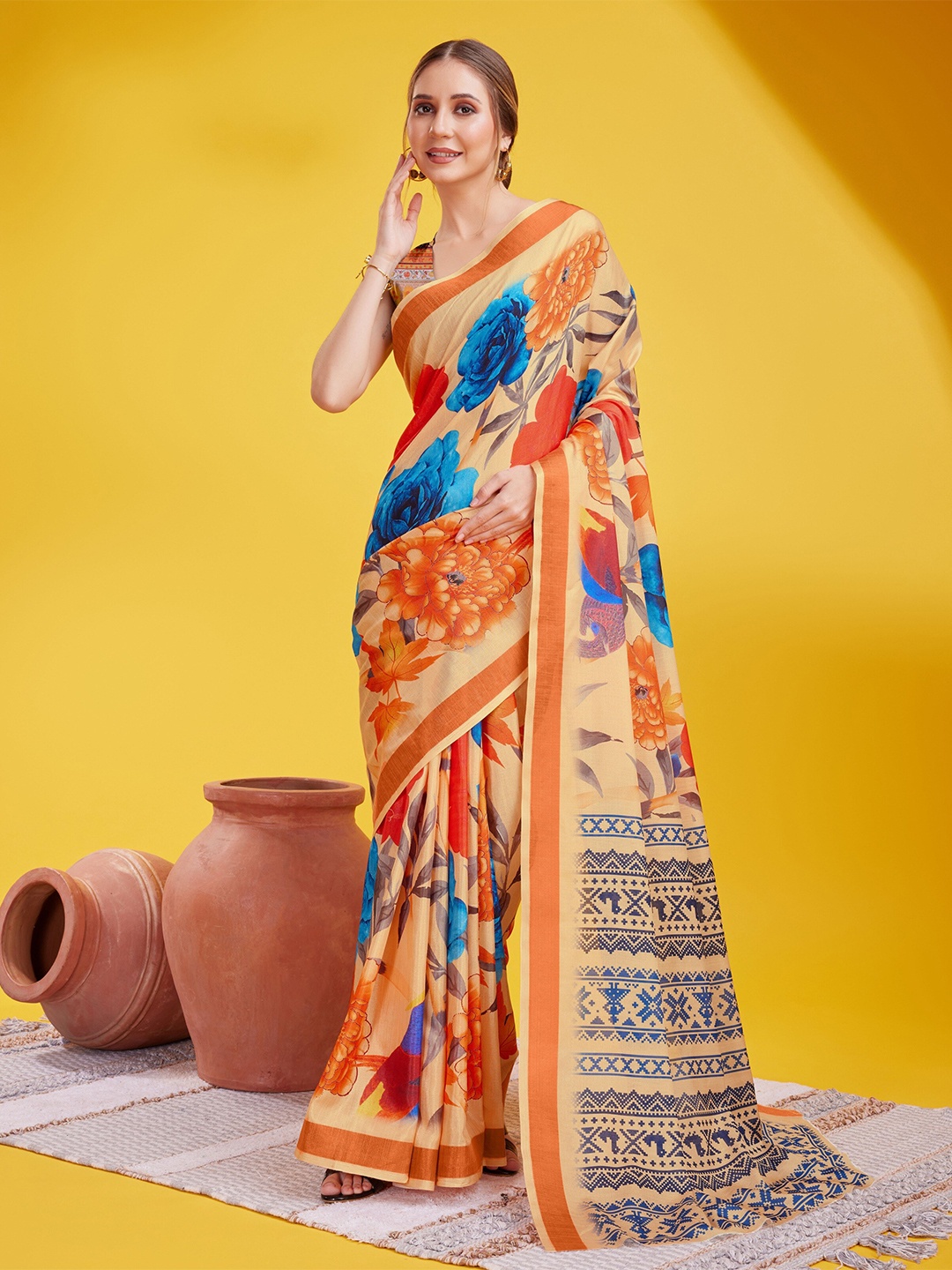 

Anouk Floral Printed Silk Cotton Saree, Beige