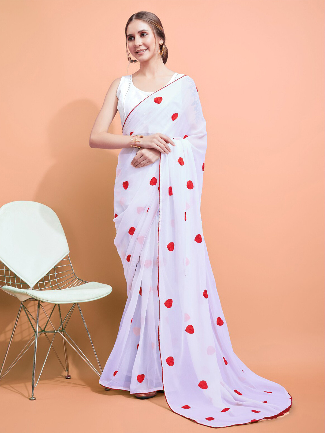 

Anouk Geometric Embroidered Pure Georgette Saree, White