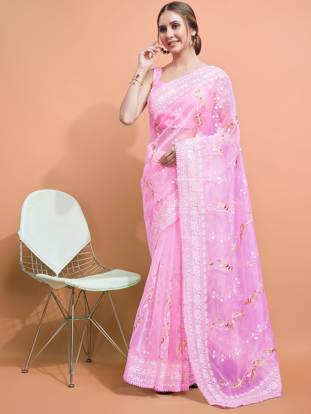 

Anouk Floral Embroidered Saree, Pink