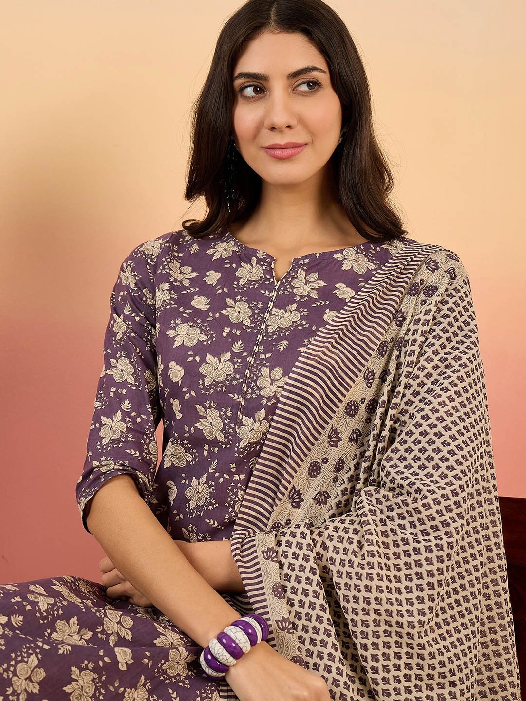 

Sangria Women Floral Printed Regular Pure Cotton Kurta with Trousers & With Dupatta, Charcoal