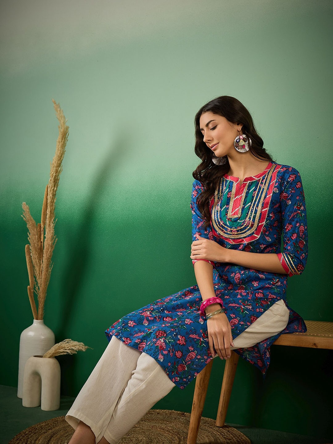 

Sangria Floral Printed Gotta Patti Straight Cotton Kurta, Blue
