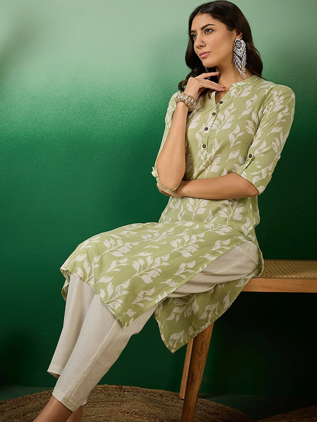 

Sangria Floral Printed Straight Pure Cotton Kurta, Green