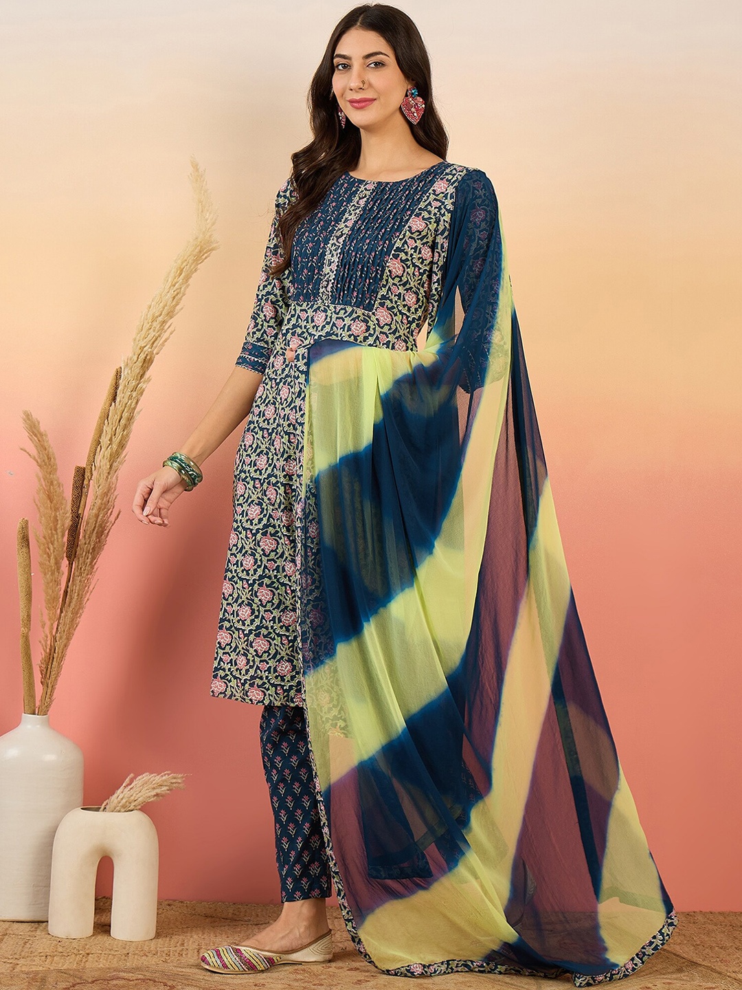 

Sangria Ethnic Motifs Printed Pure Cotton Kurta with Trousers & Dupatta, Navy blue