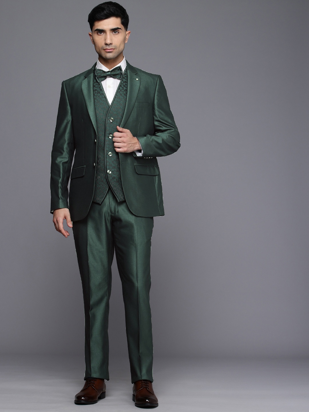 

Raymond Single Breasted 3-Piece Party Wear Suit, Green