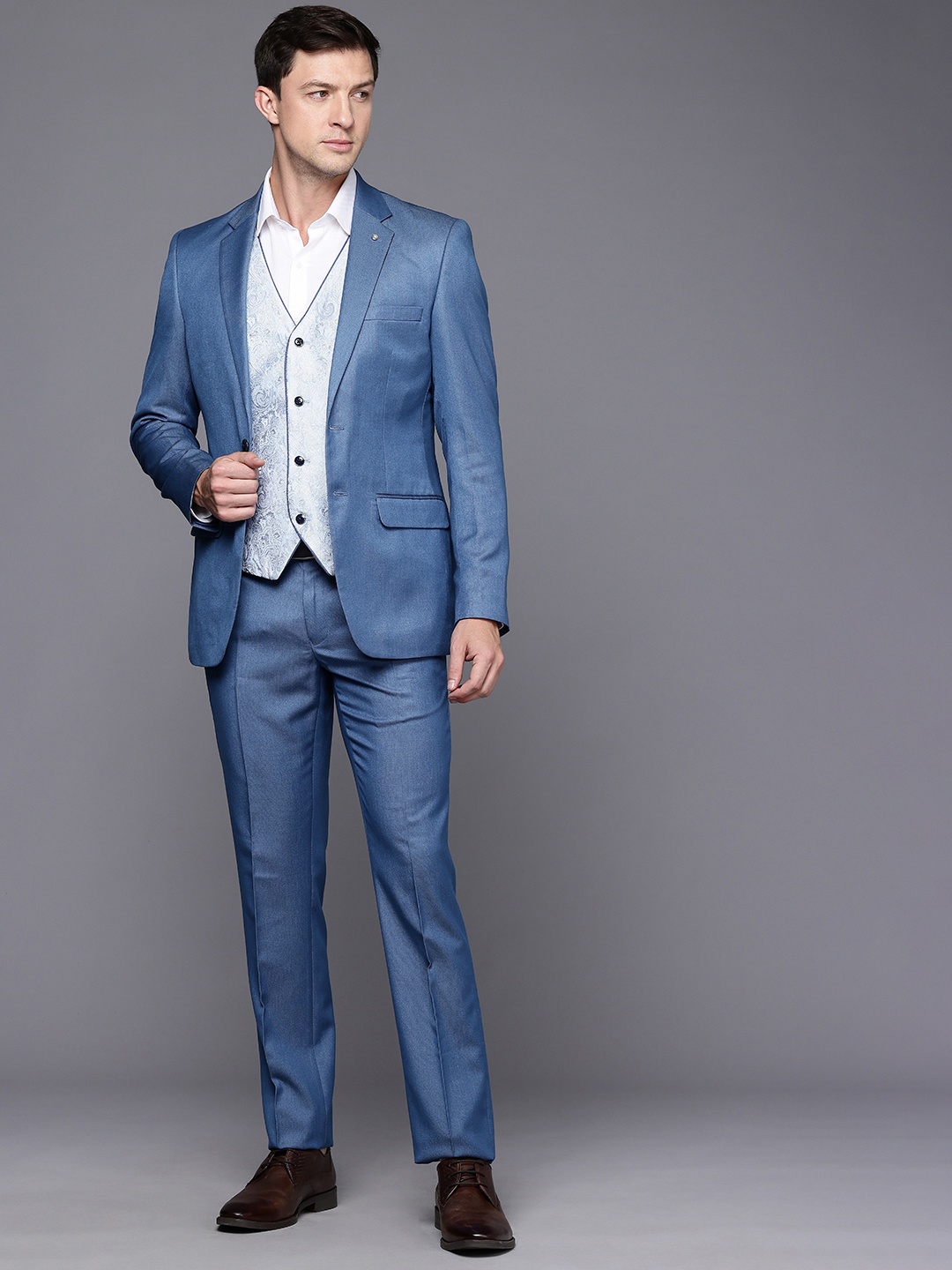 

Raymond Single Breasted 3-Piece Party Wear Suit, Blue