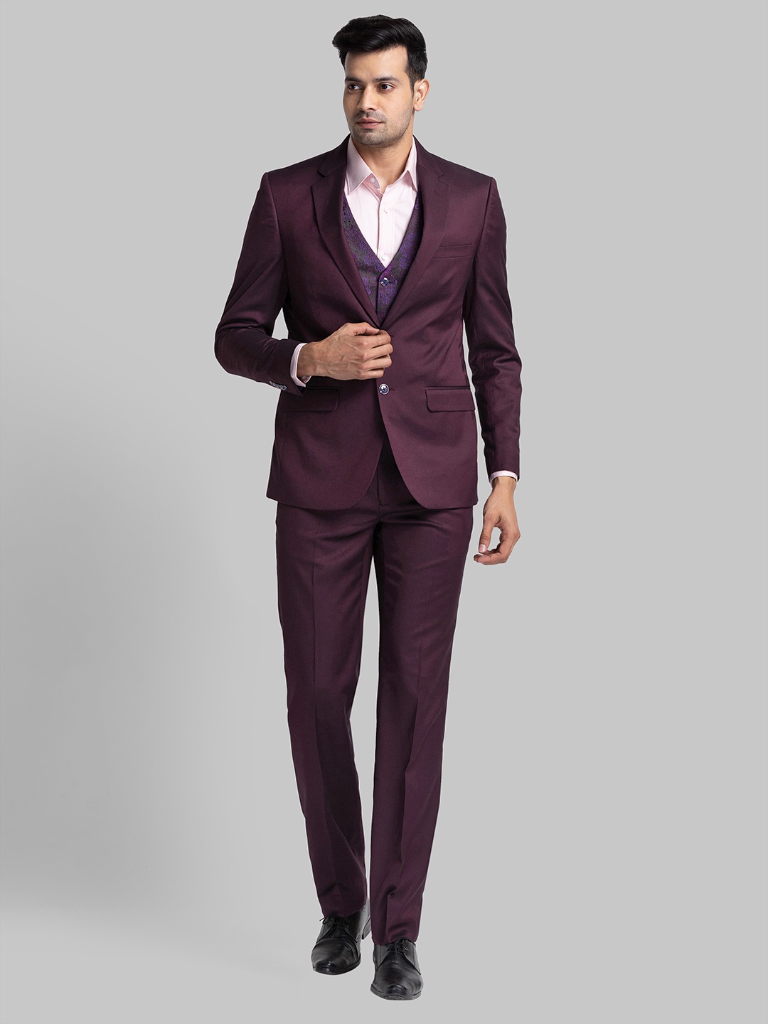 

Raymond Textured 3 Piece Suit, Burgundy