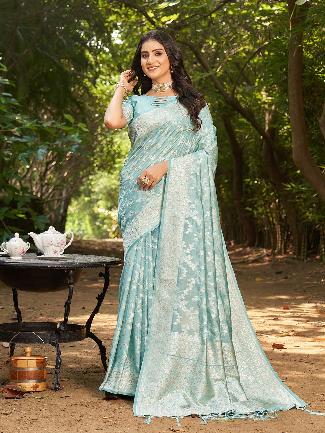 

KARAGIRI Floral Woven Design Zari Banarasi Saree, Blue