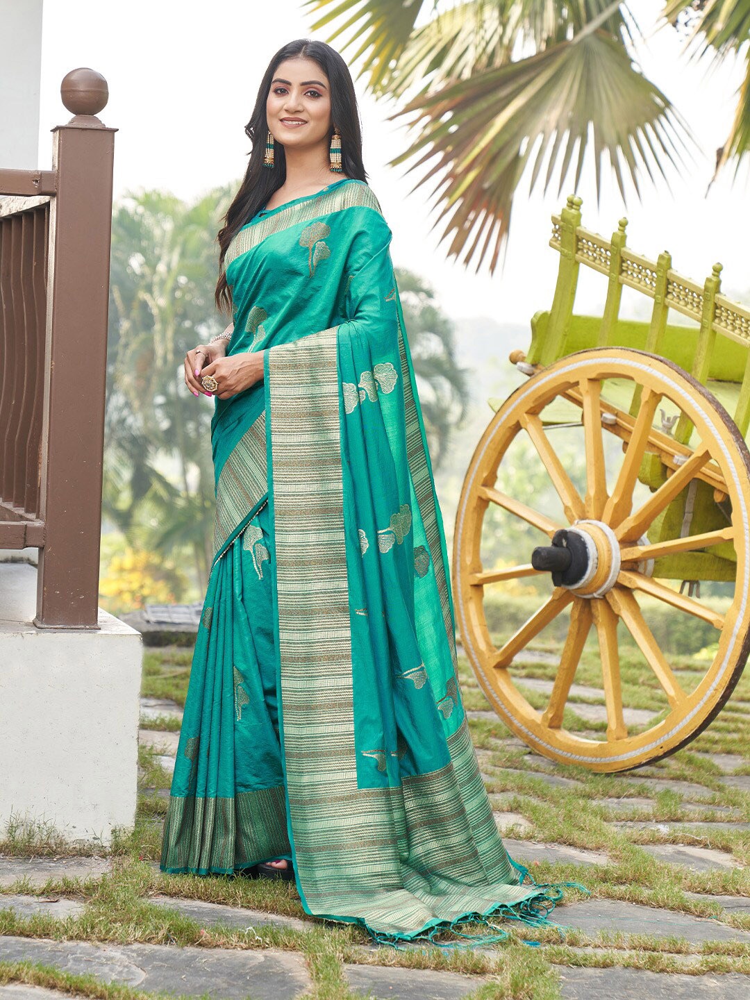 

KARAGIRI Floral Woven Design Zari Banarasi Saree, Green