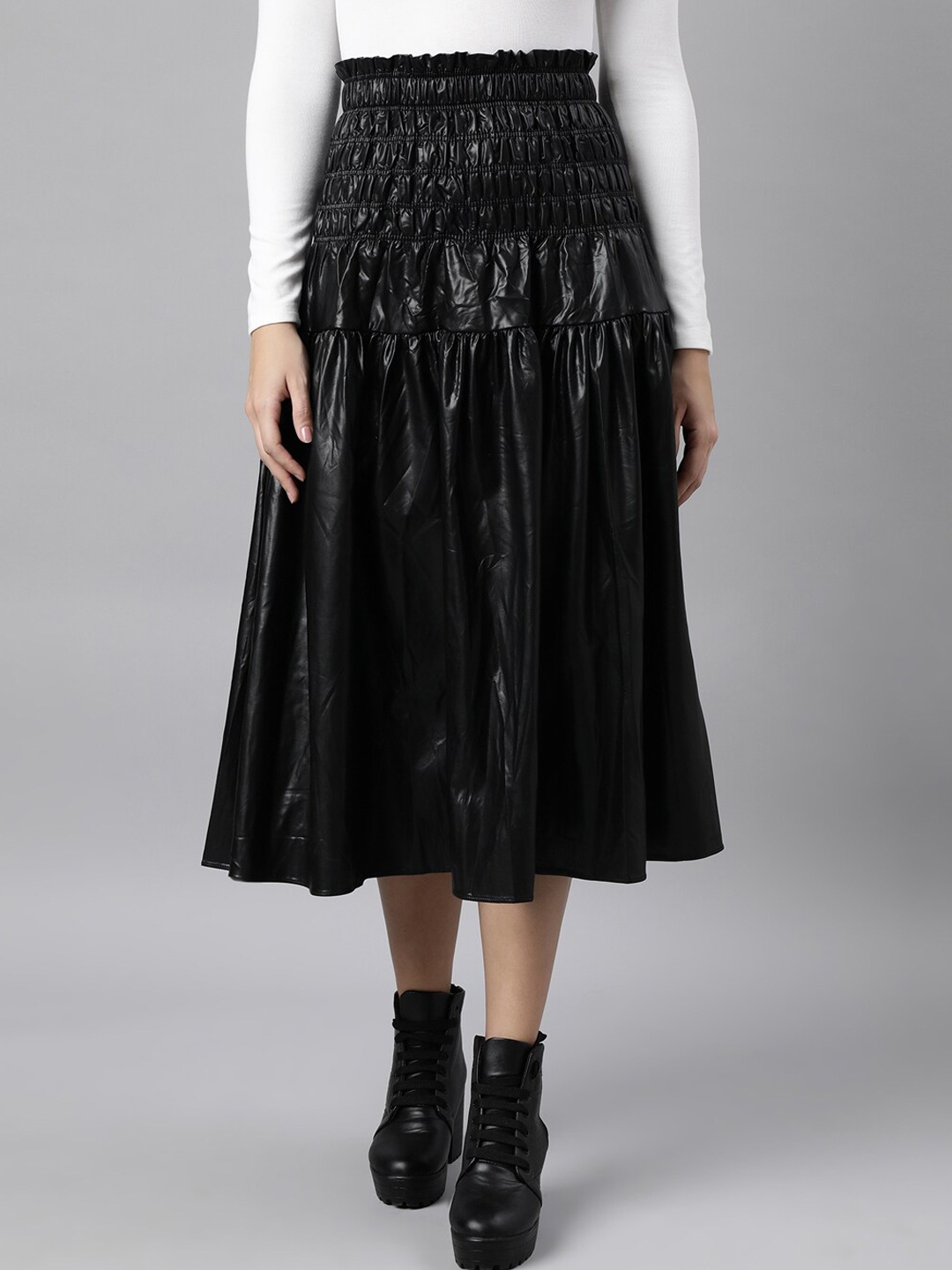 

SHOWOFF Flared Midi Skirts, Black