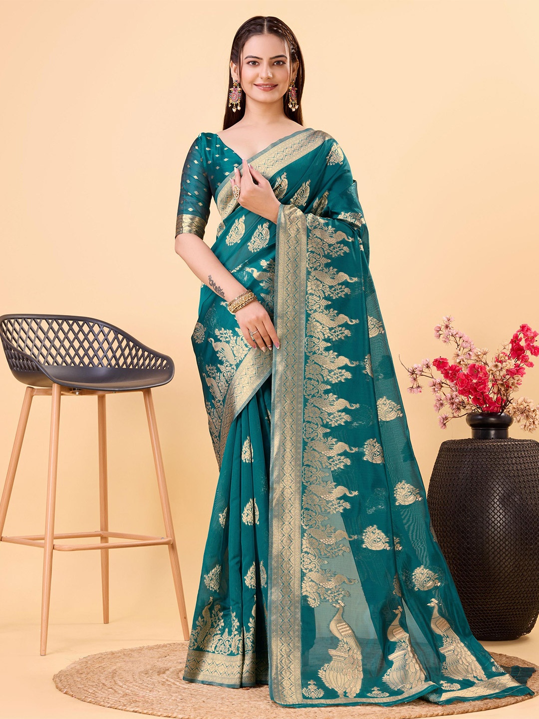 

VAIRAGEE Ethnic Motifs Woven Design Zari Organza Banarasi Saree, Turquoise blue