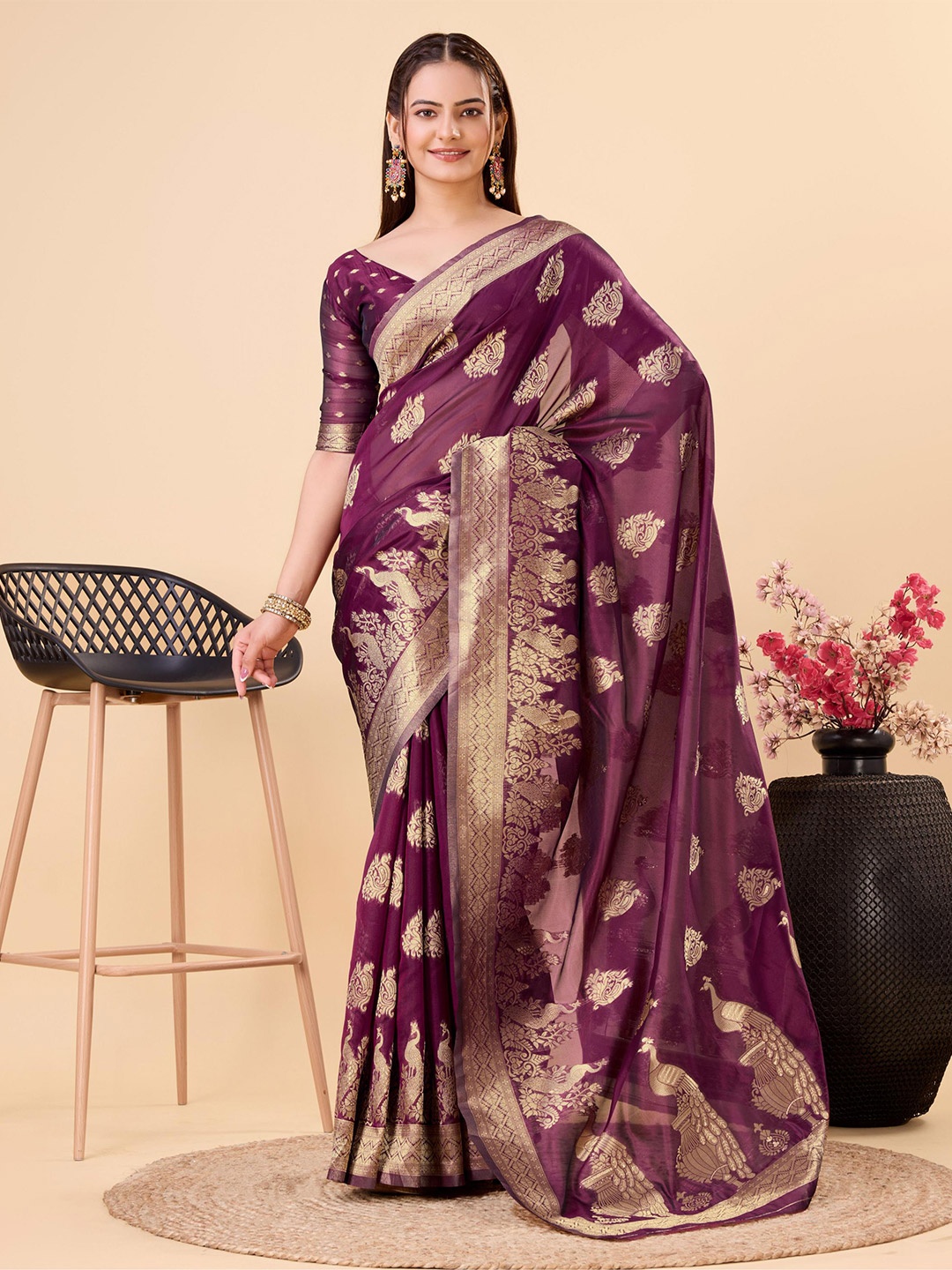 

VAIRAGEE Ethnic Motifs Woven Design Zari Organza Banarasi Saree, Purple