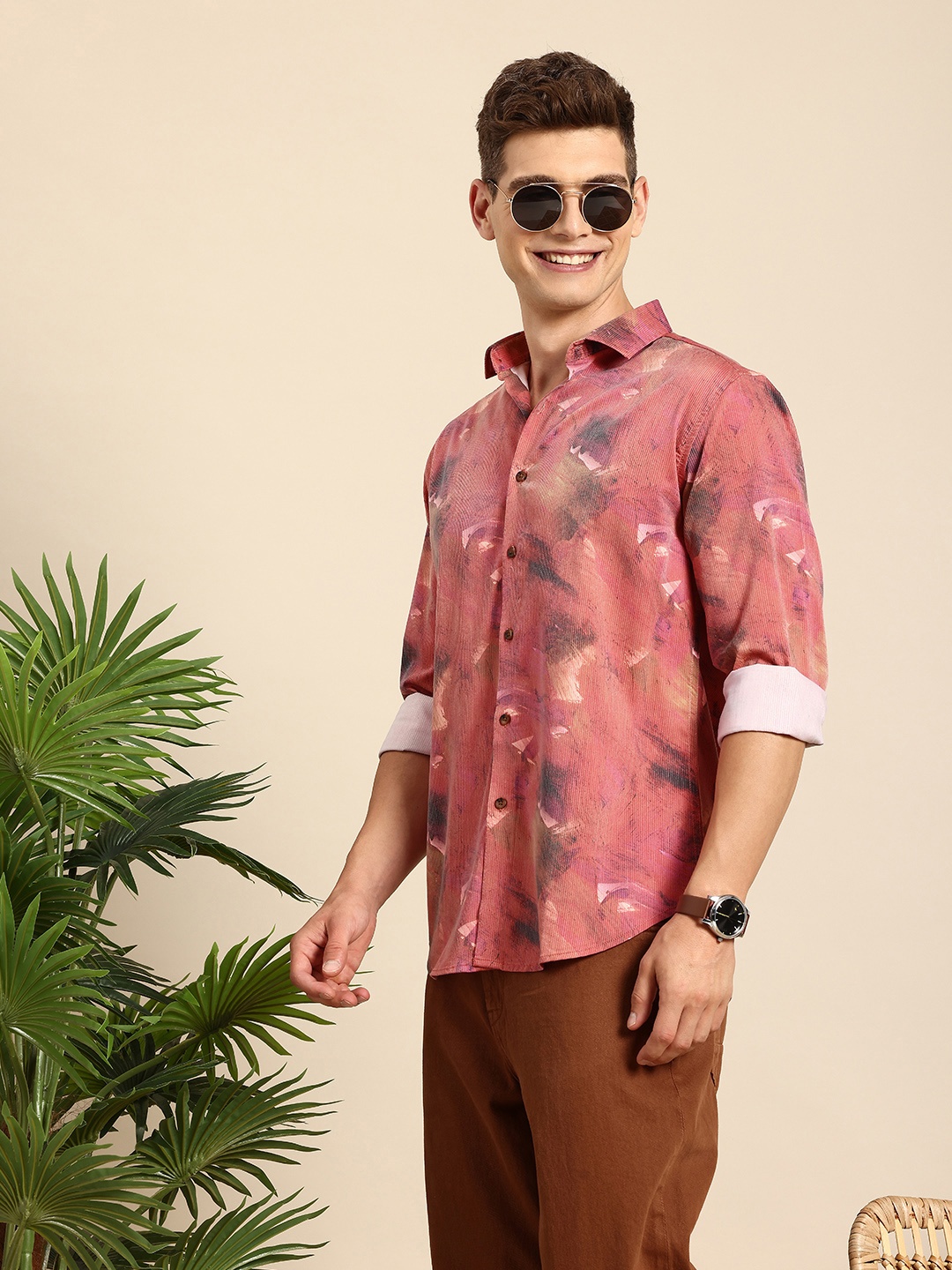 

Mast & Harbour Men Printed Casual Shirt, Red